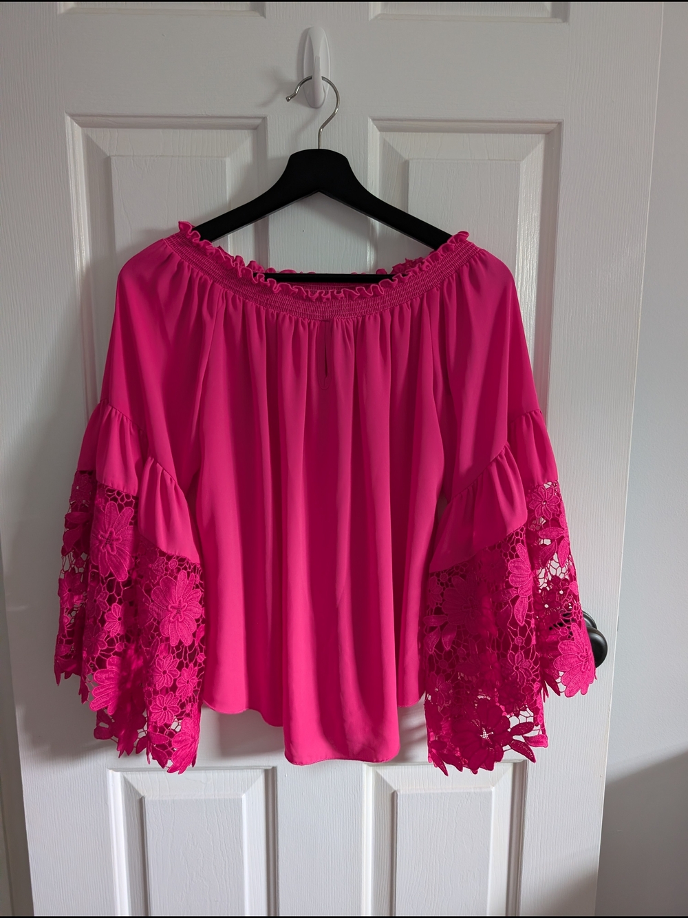 Joseph Ribkoff Women's Bright Pink Off Lace Bell Sleeve Top Size 8